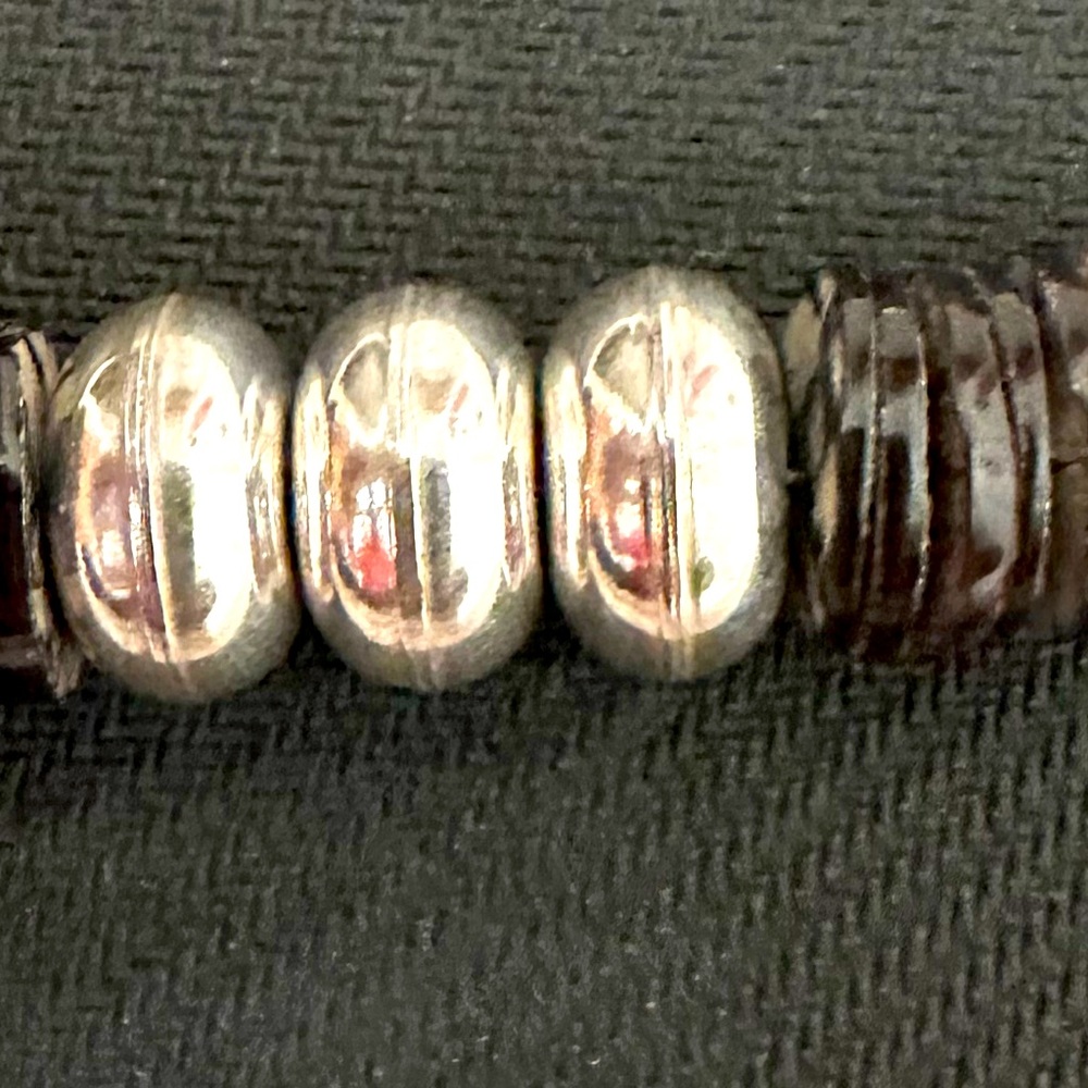 Hand Crafted Unique Earth One of a Kind Graduated Brown Shell & Sterling Silver - Picture 2 of 3